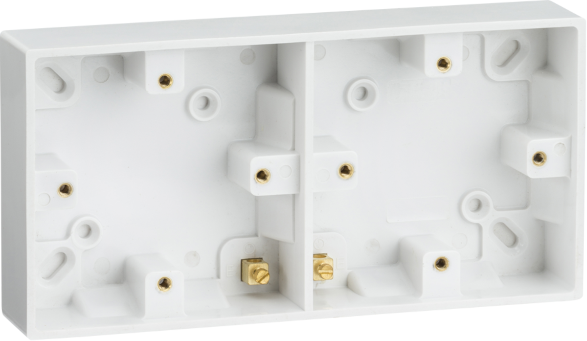 Knightsbridge Dual 25mm Pattress Box - White, with Earth Terminal