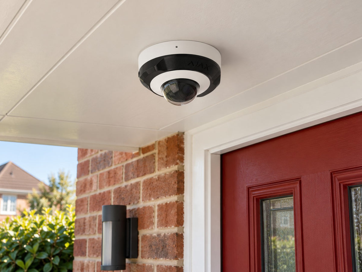 Ajax DomeCam Mini • 8MP 4mm • White installed in British home entrance porch.