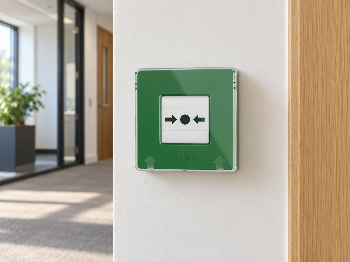 Ajax Manual Call Point • Green installed in dry office corridor.