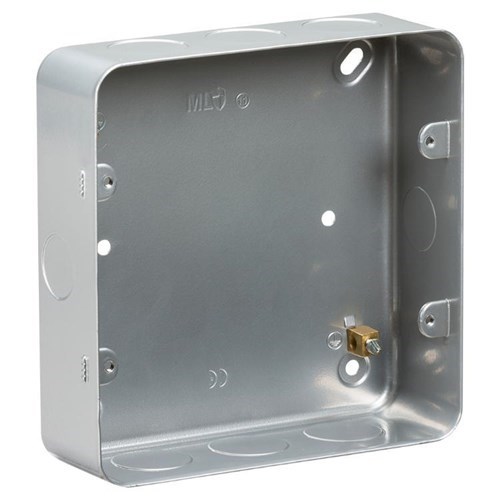 Knightsbridge Metalclad 6-8G surface mount box GDSG68M - West Midland Electrics | CCTV & Electrical Wholesaler